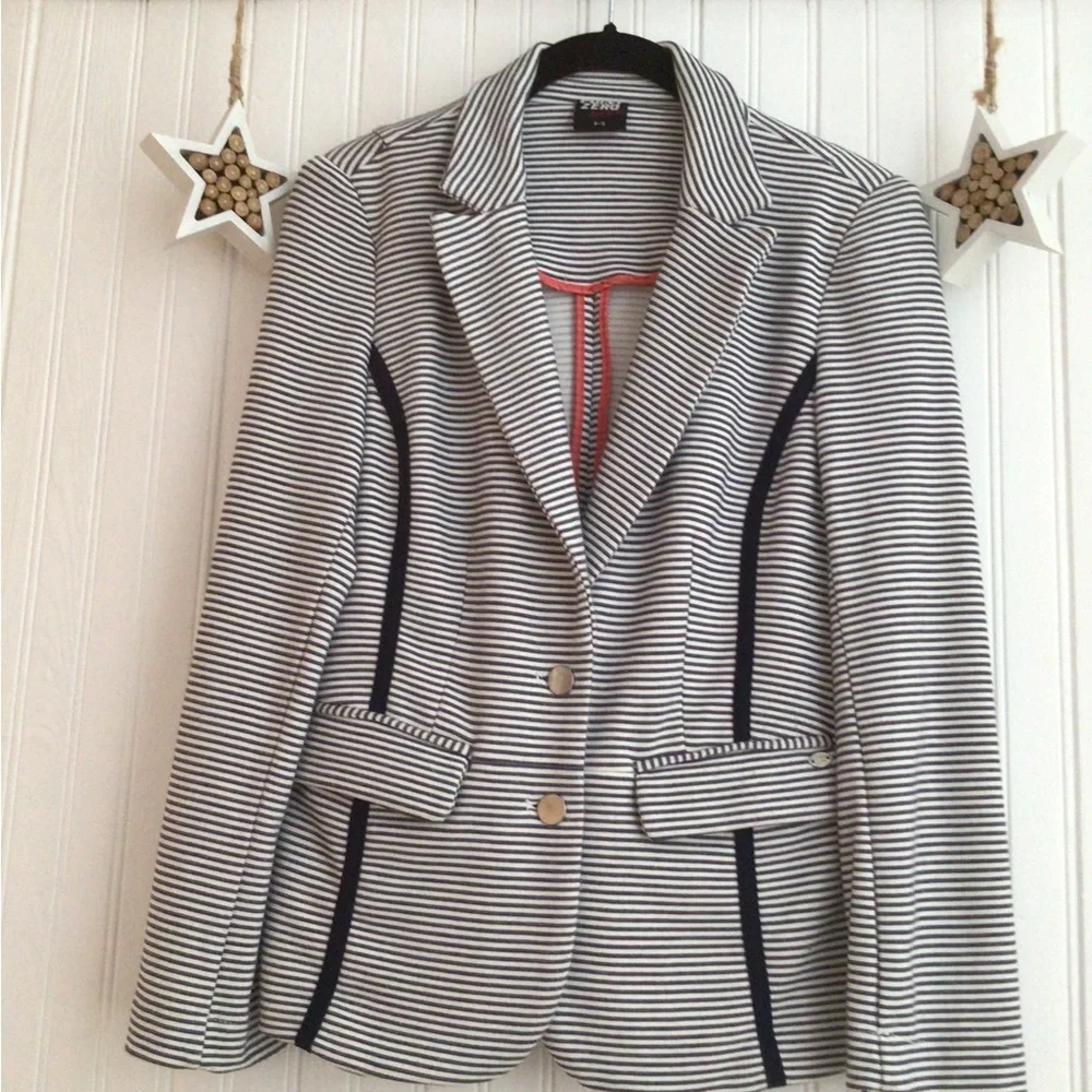 Point Zero🧥Women's Striped Blazer - Black and White - Picture 4 of 4